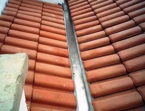 Fazemos serviço de calhas rufos e pingadeiras  - Foto 2