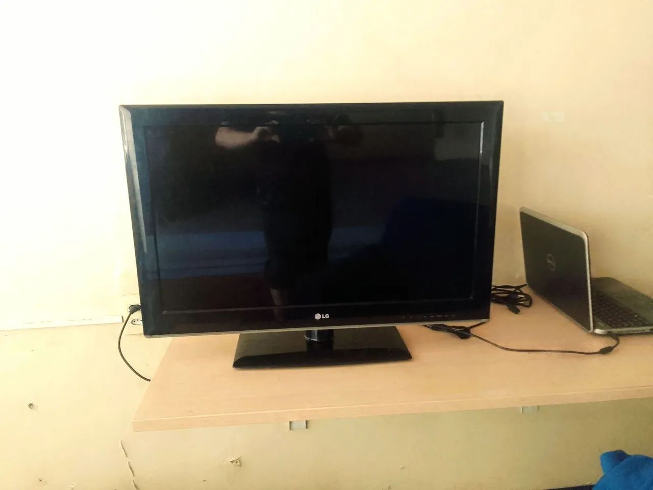 Televisão LG _ 32 polegadas 