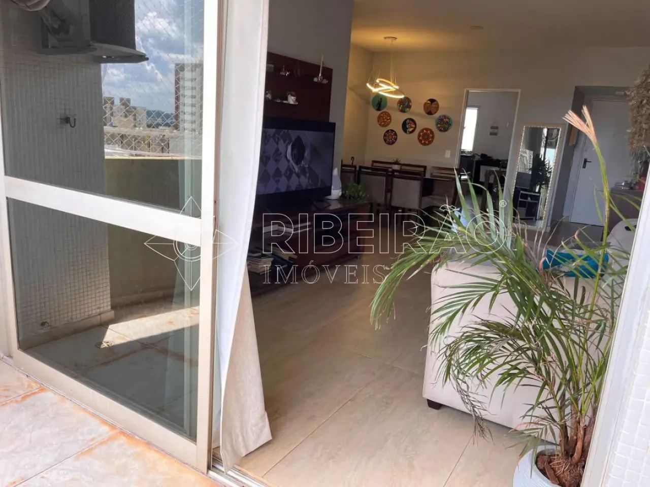 Apartamento com 3 dormitórios para venda no Centro - Foto 2