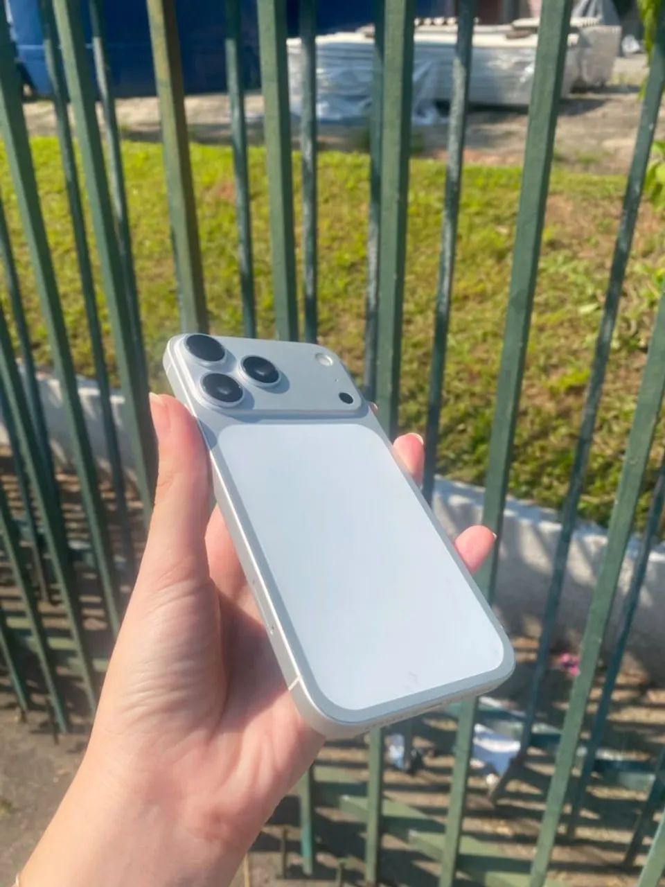 Iphone XR sabor 17 pro Max na carcaça  - Foto 5