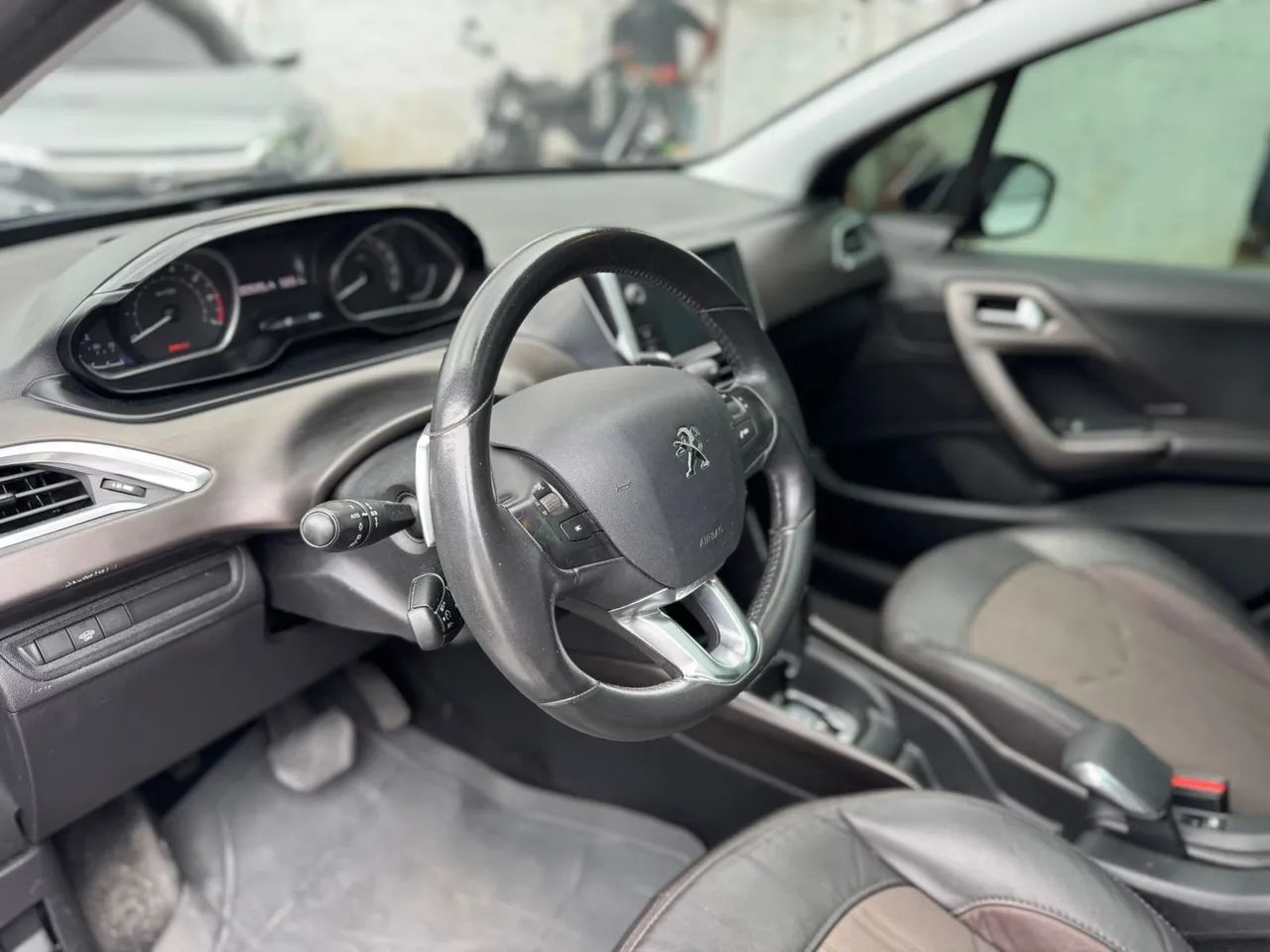 Peugeot 2008 Aut. 2017 - Foto 9