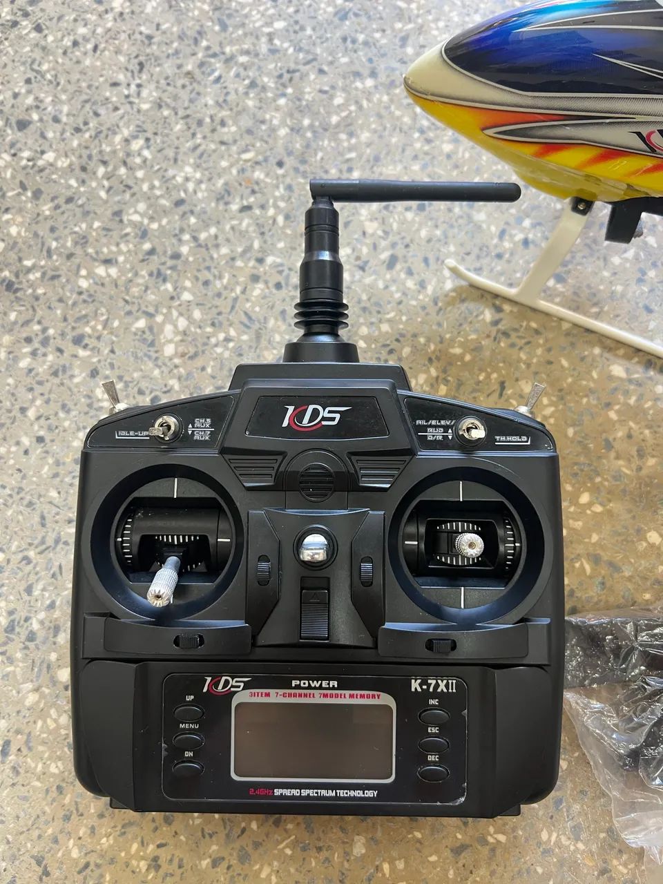 Helicóptero controle remoto - Foto 4