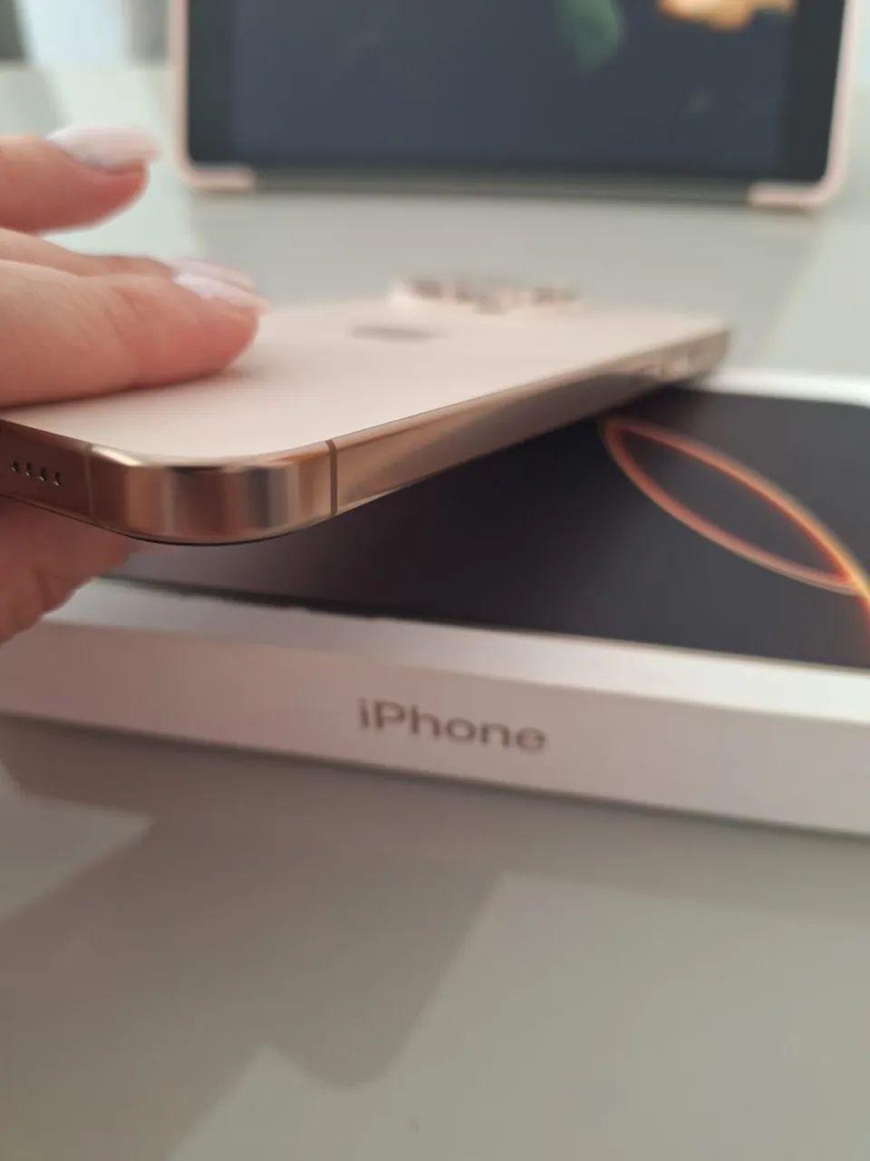 iPhone 16 Pro Max - Foto 3