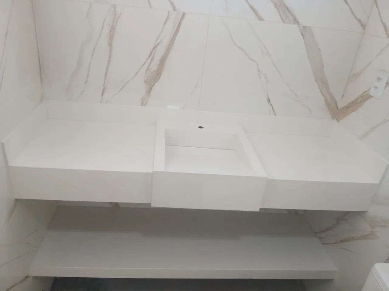 Pias de porcelanato 1