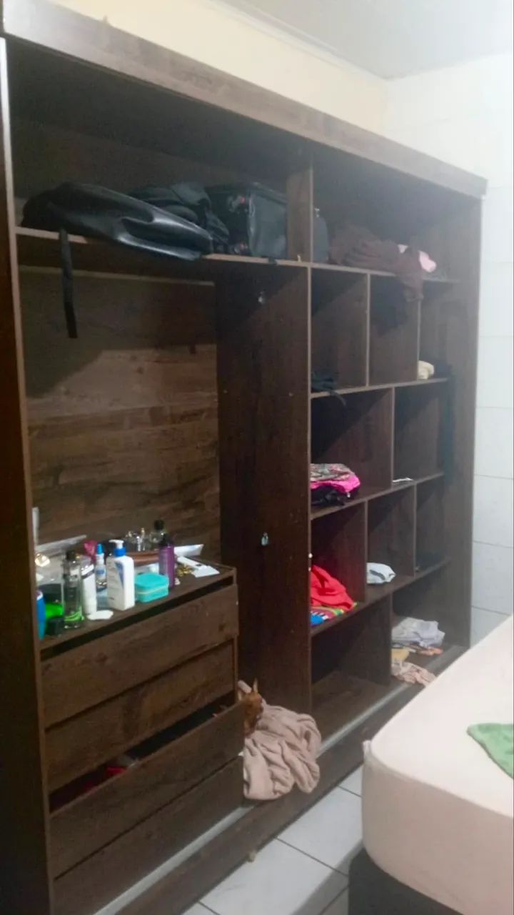 Vendo ou troco guarda roupa de casal  - Foto 2