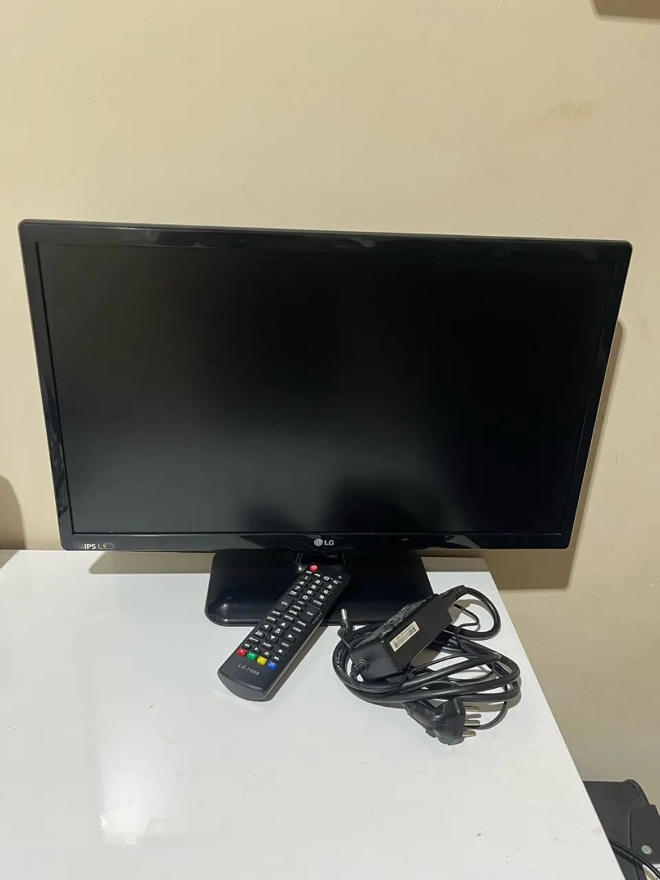 TV LG 22 IPS LED