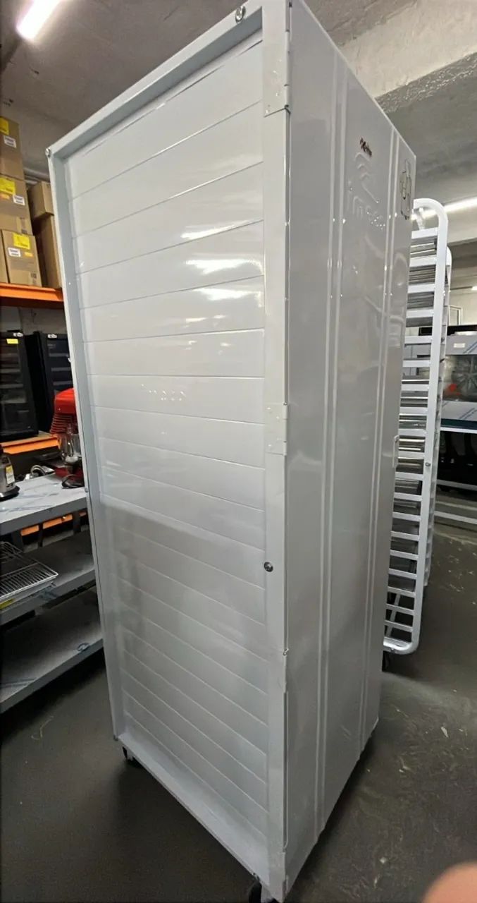 Carrinho 20 Assadeiras Fechado Branco (Anselmo)