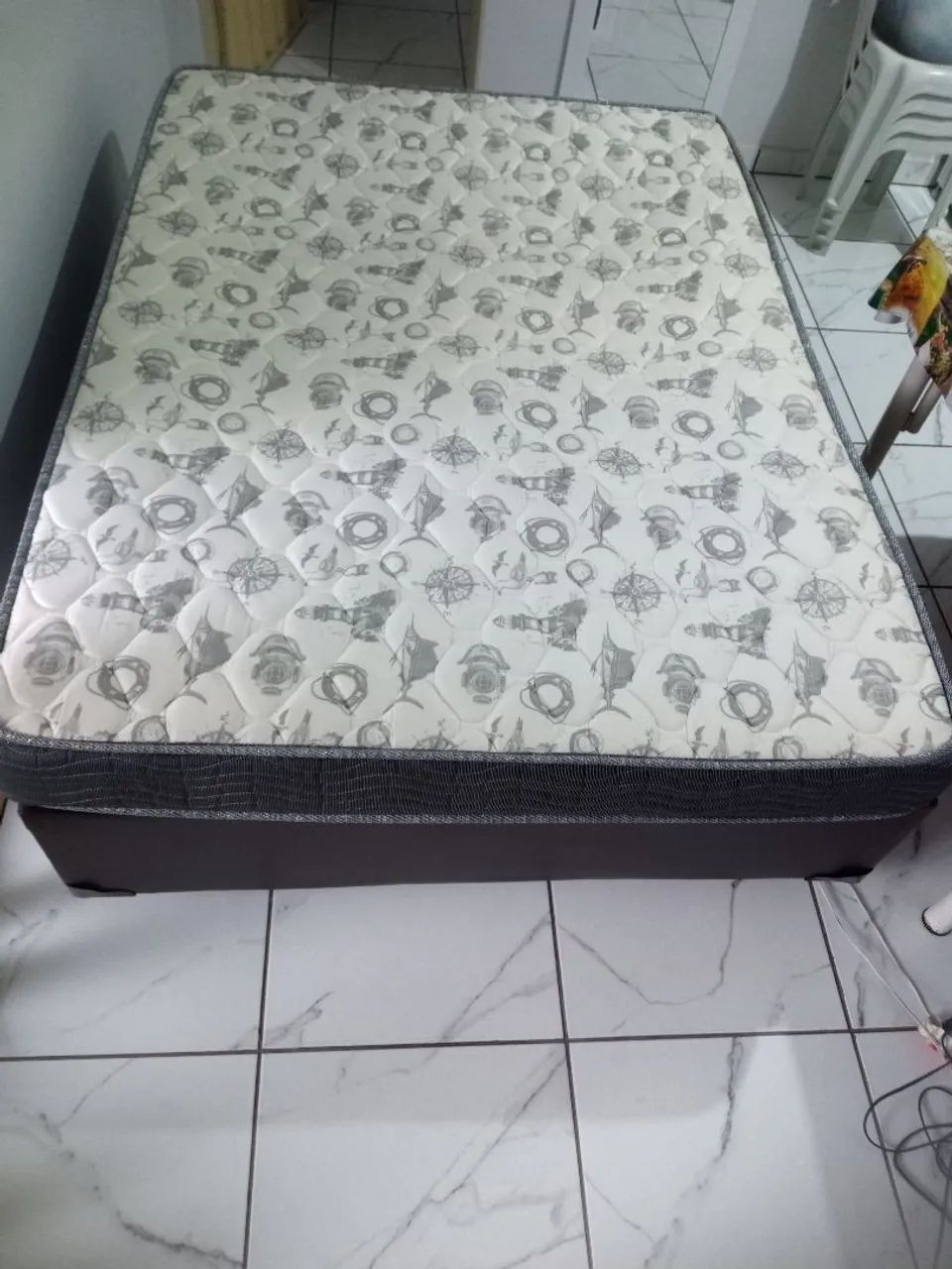 Cama box casal com colchão Ortobom Ortopédico 