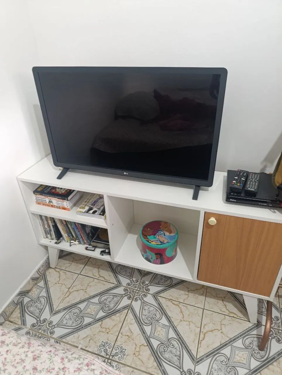 Vendo smartv LG 32 funcionando perfeitamente 
