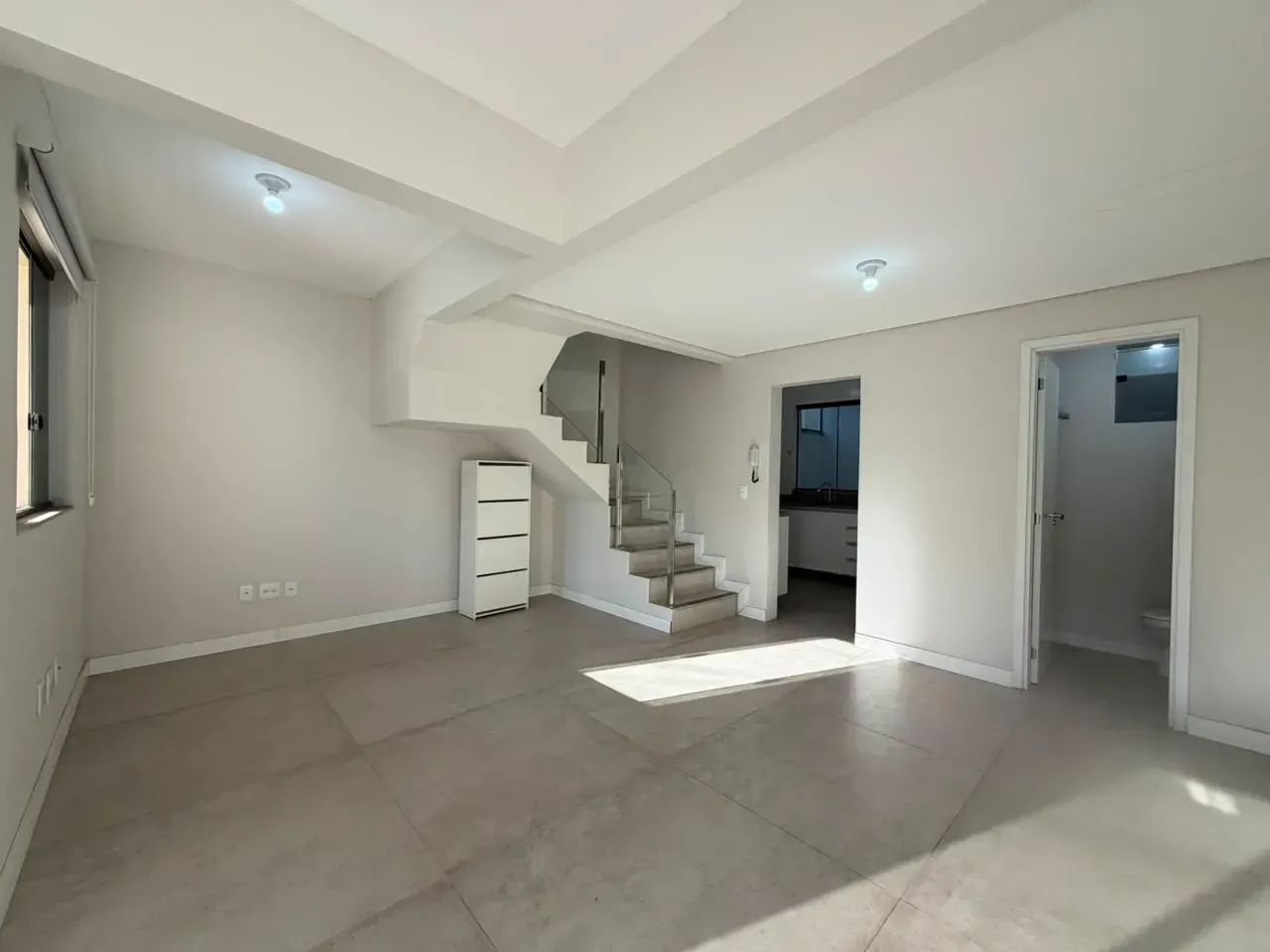 Casa com 3 quartos sendo 1 suíte 3 banheiros 1 vaga - Foto 5