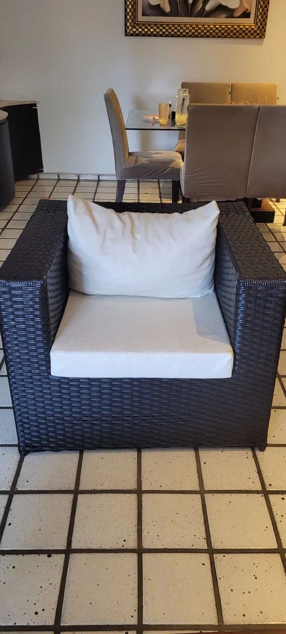 Vendo 2  poltronas 450 , 00 cada uma.