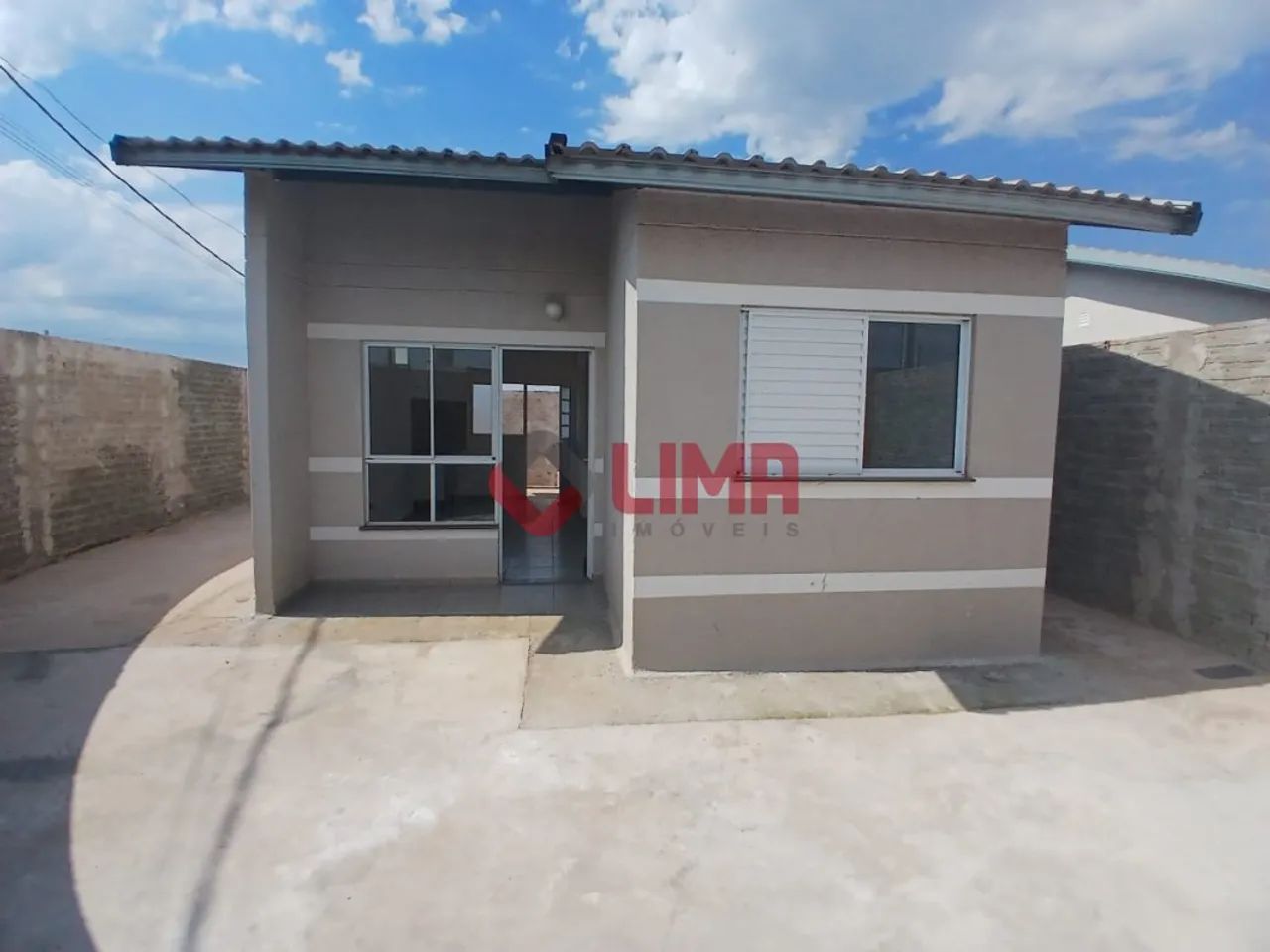 Casa com 45m², para Locação Bairro Cidade Alegre, 2 Quartos