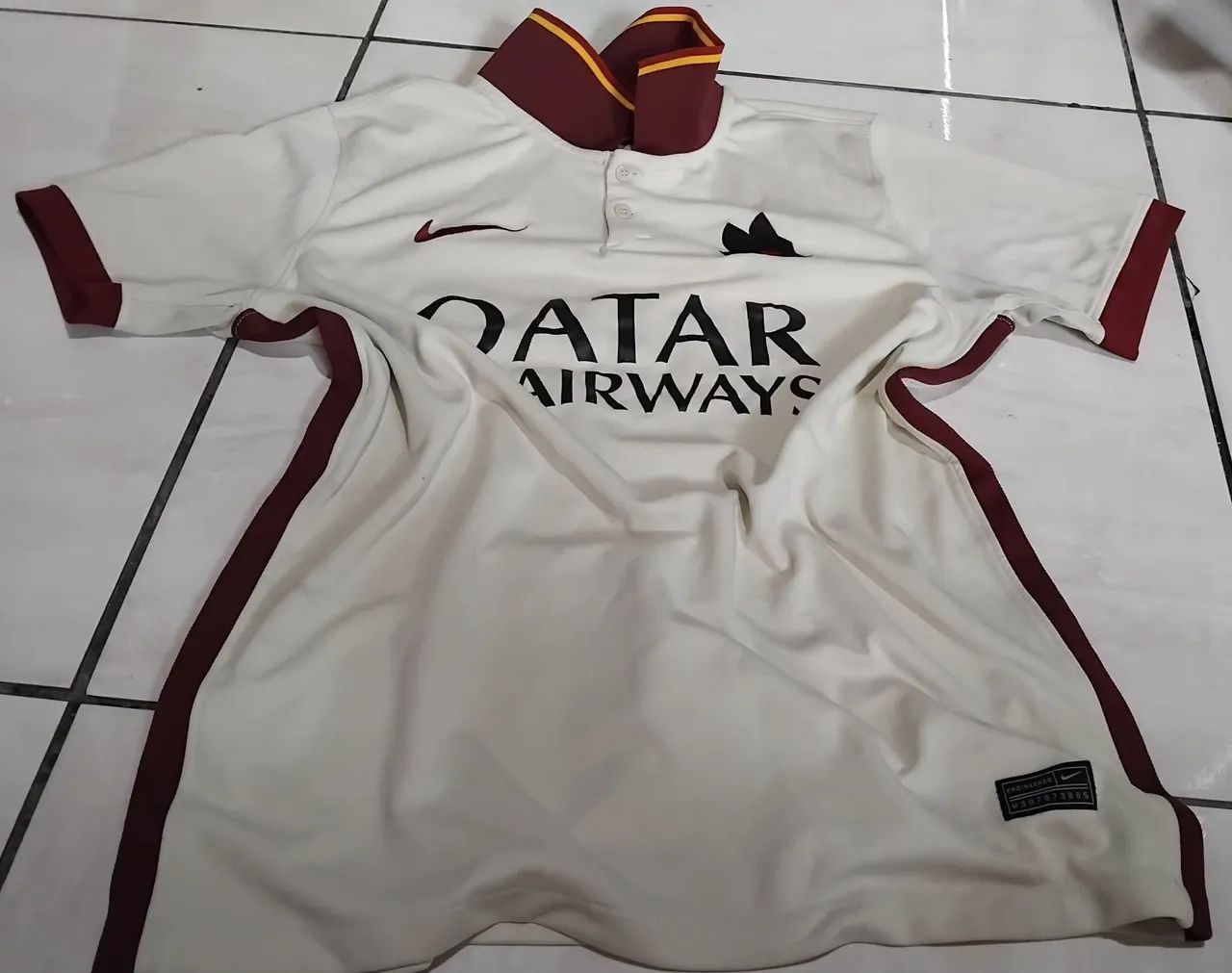 Lote de roupas - Foto 5