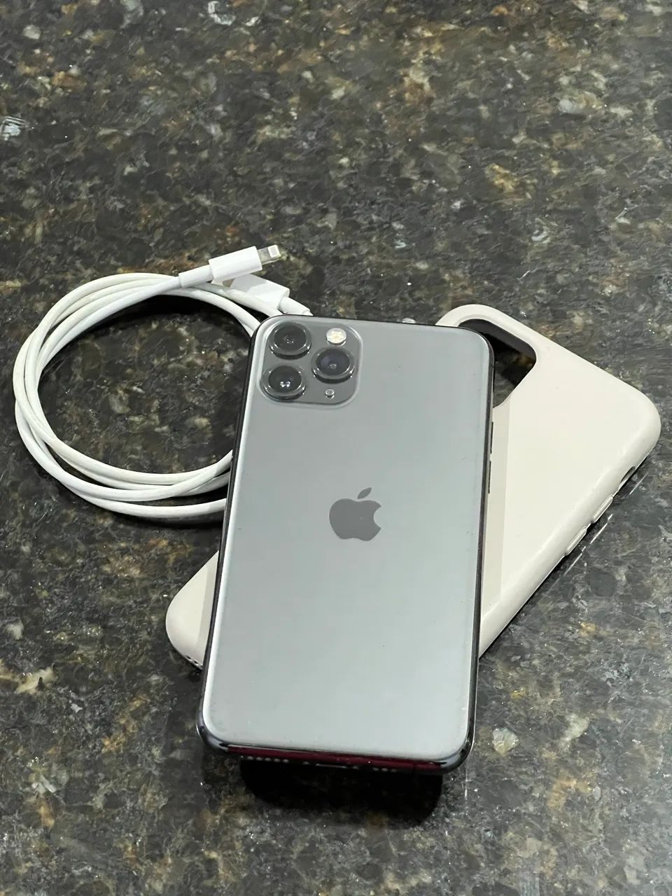 Apple iPhone 11 Pro 256GB (impecável)