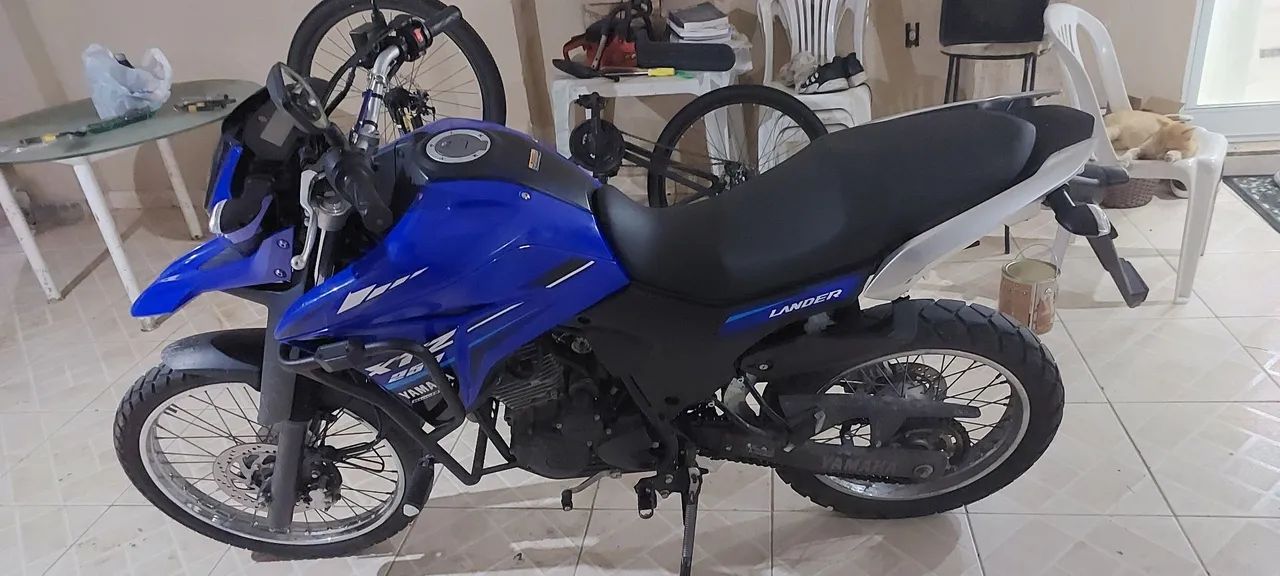 XTZ LANDER 2024  - Foto 2