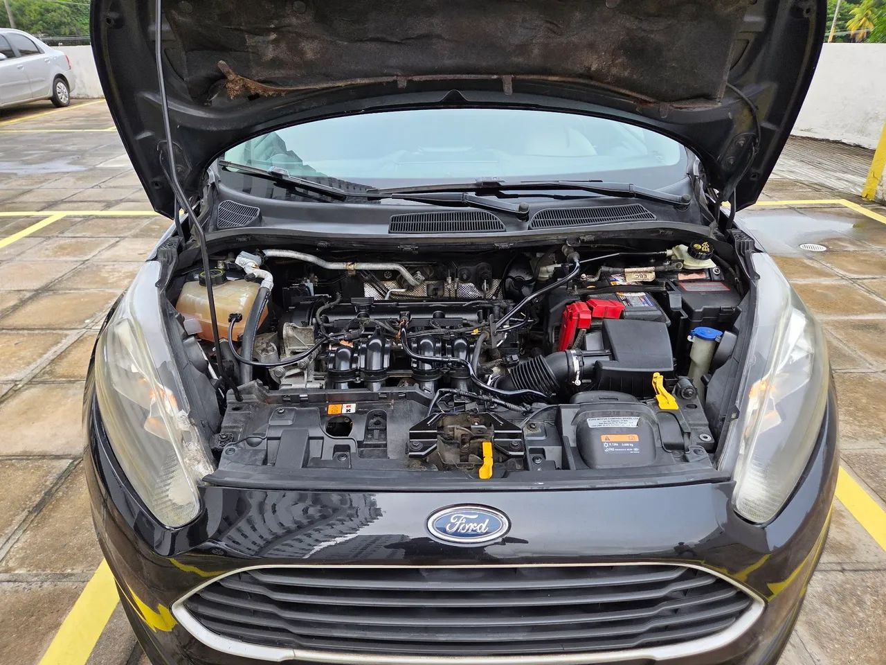 Ford Fiesta 1.5 16V Flex Mec. 5P 2014 - Foto 4
