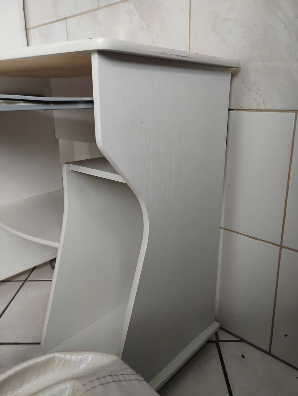 Escrivaninha à venda - Foto 2