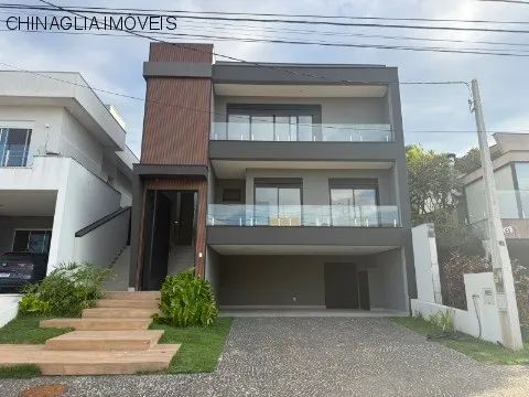 Casa de Luxo no Swiss Park: 4 quartos, 4 suítes, 2 salas, 7 banheiros, 4 vagas de garagem,