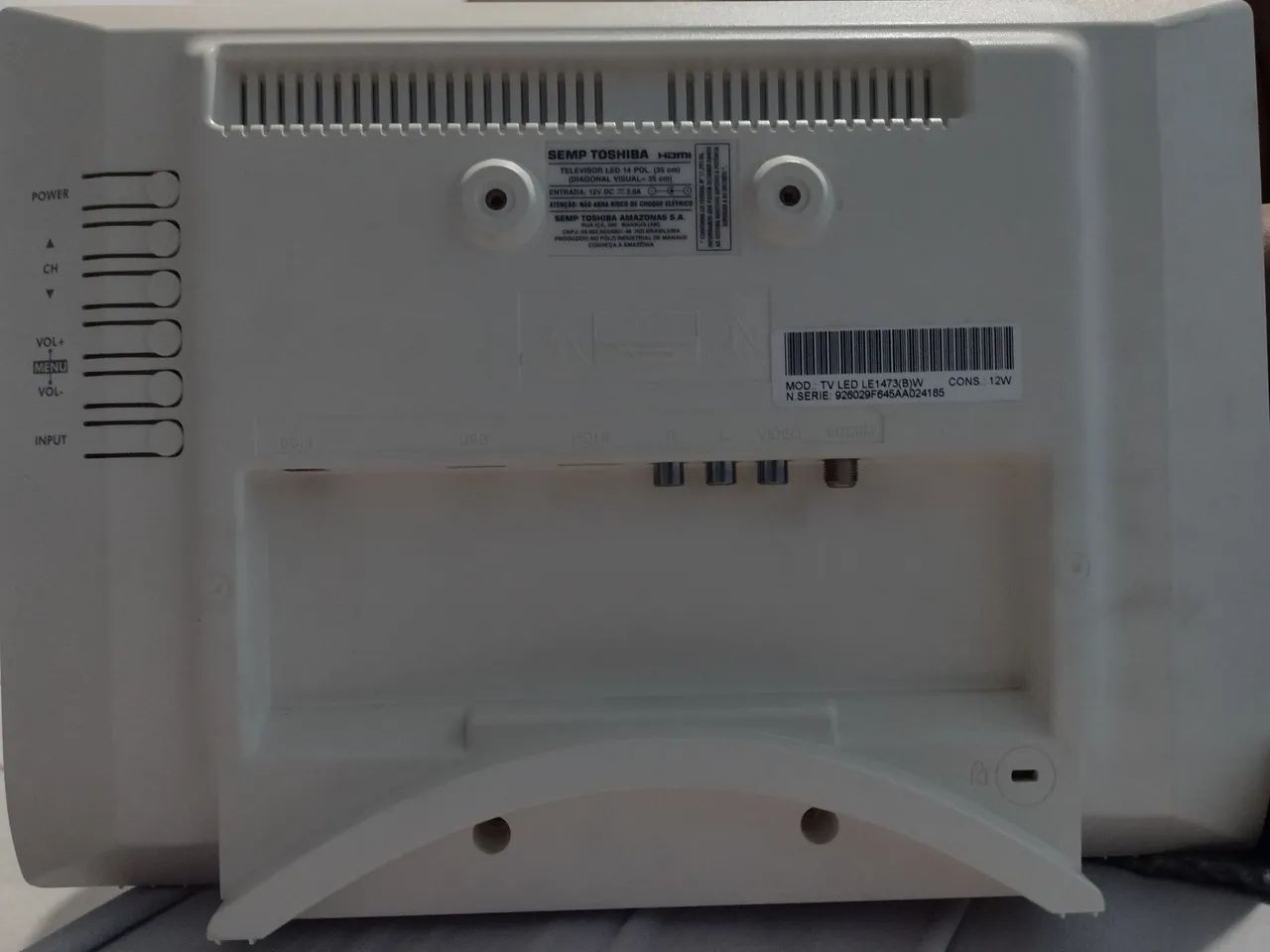 Vende-se TV Semp Toshiba HDMI 14 polegadas 12W. - Foto 5