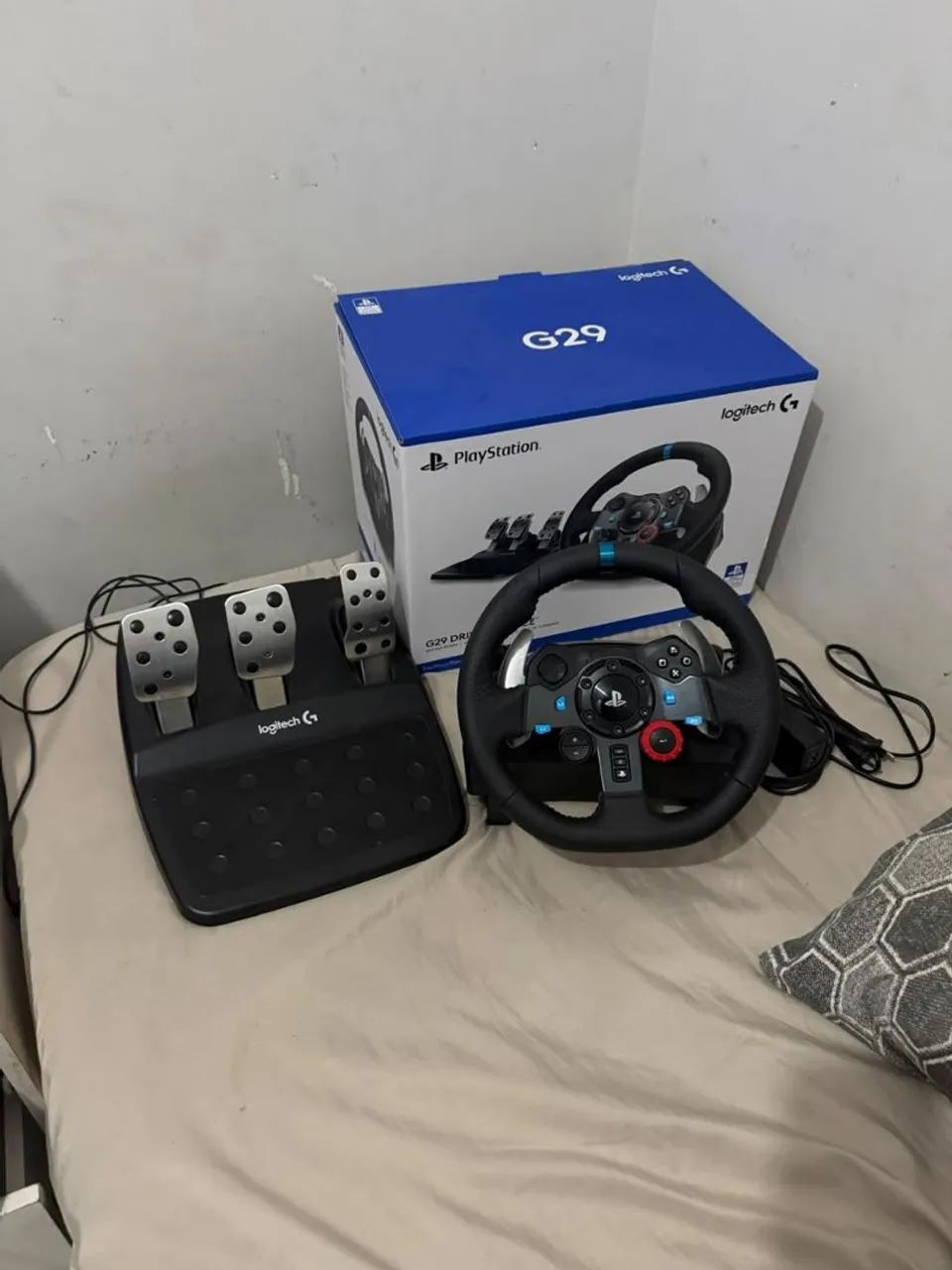 Logitech G29 Novo + Pedaleira | PS4, PS5 e PC