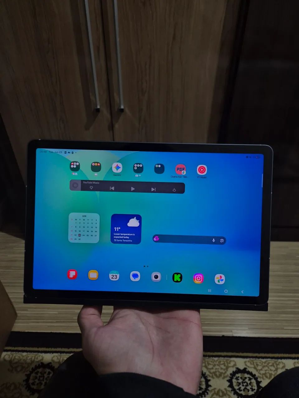 Tablet Samsung Galaxy Tab S10 FE 8GB 128GB - Impecável - Foto 3