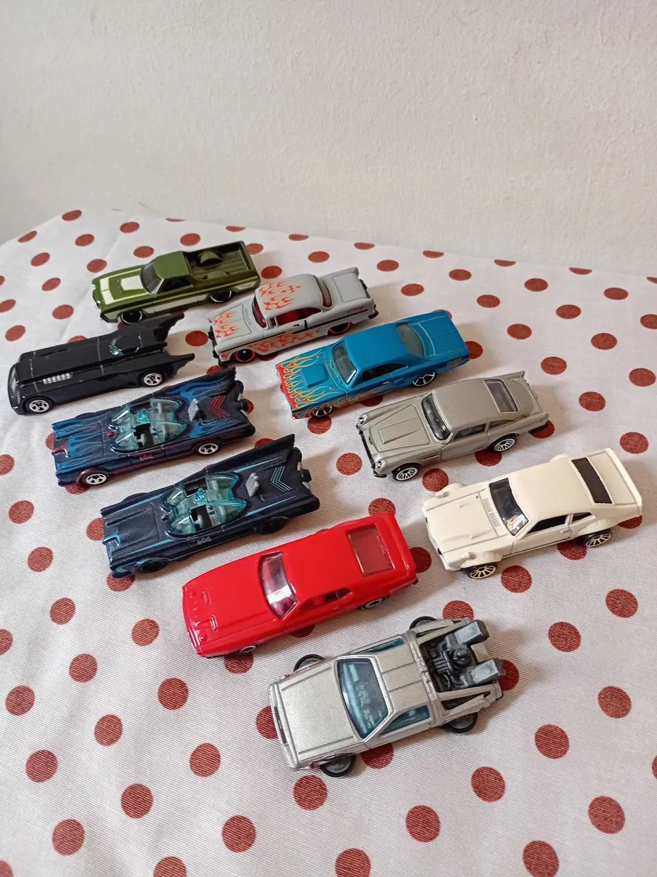 10 carrinhos Hot Wheels  - Foto 4