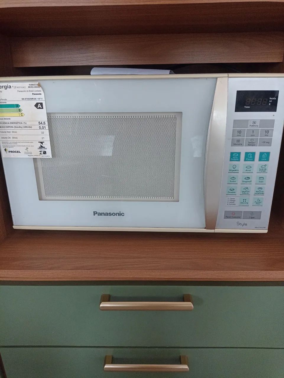 Micro-ondas com defeito.