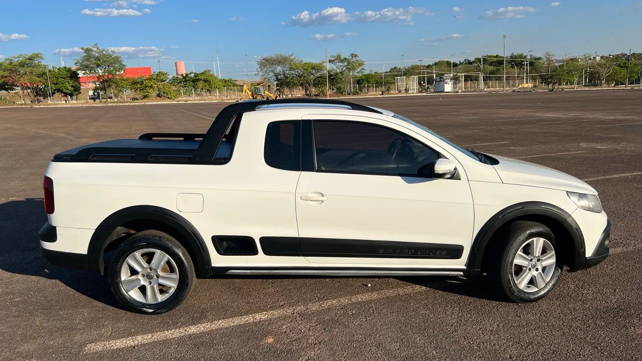 Volkswagen Saveiro Cross 1.6 MI Total Flex 8V CE 2012 - Foto 3