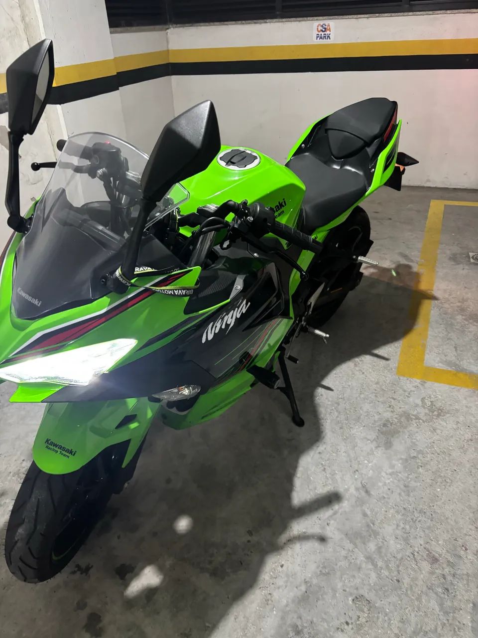 Impecável Kawasaki Ninja 400 2024