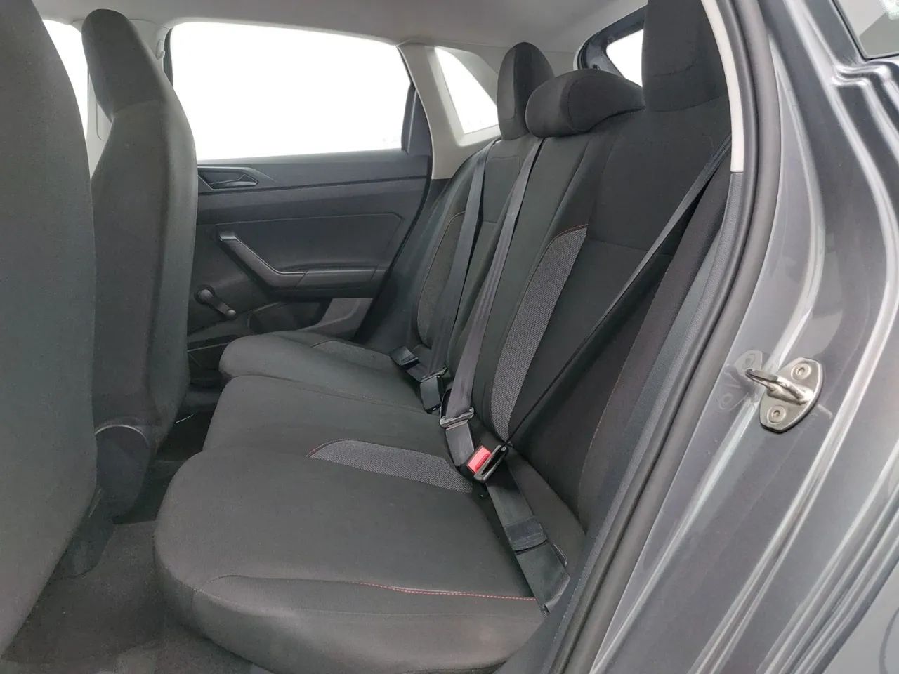 Volkswagen Polo Track 1.0 Flex 12V 5p, foto 17 de 18