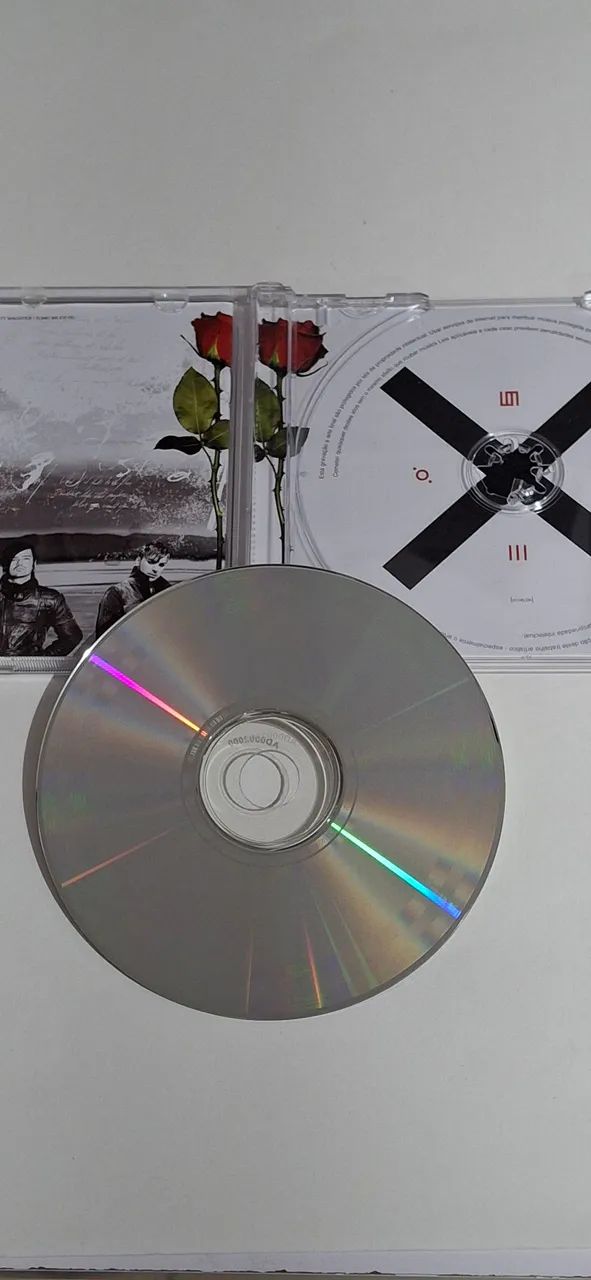 CD 30 seconds to mars - A Beautiful Lie - Foto 3
