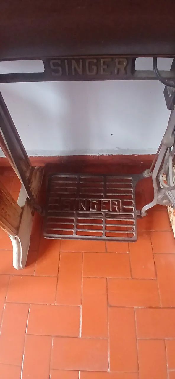 Maquina de costura singer - doméstica pretinha  - Foto 5
