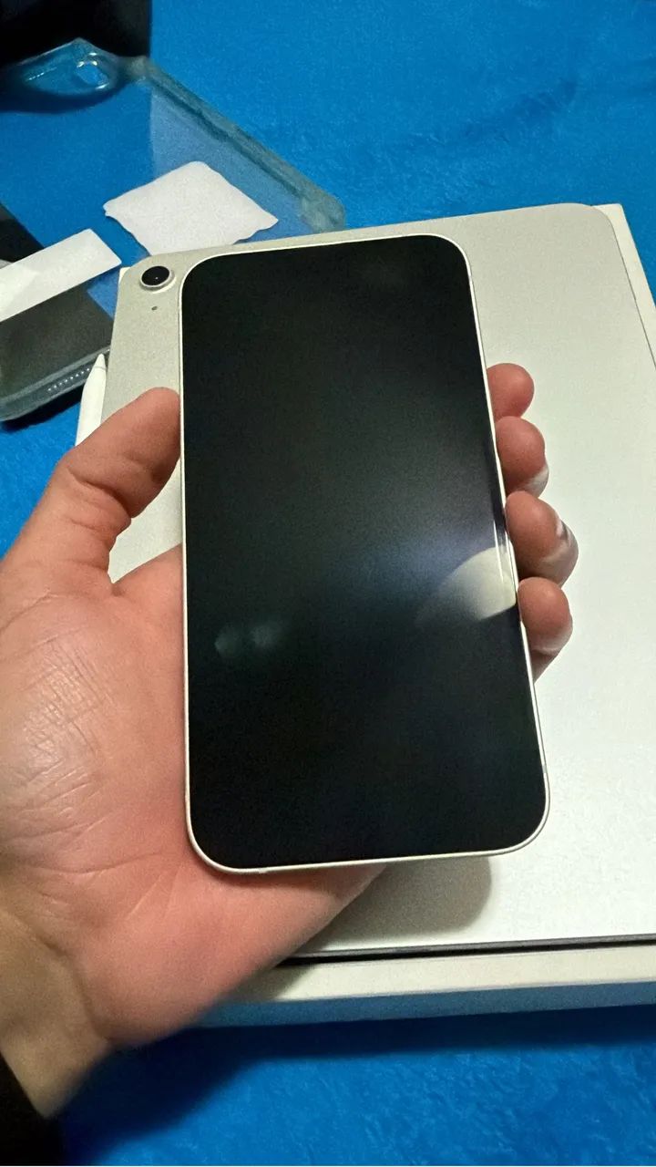 iPhone 13 em bom estado