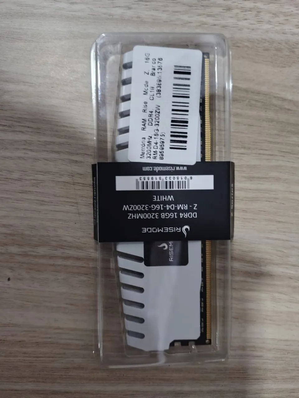 Memoria RAM Rise Branca DDR4 8GB 3200