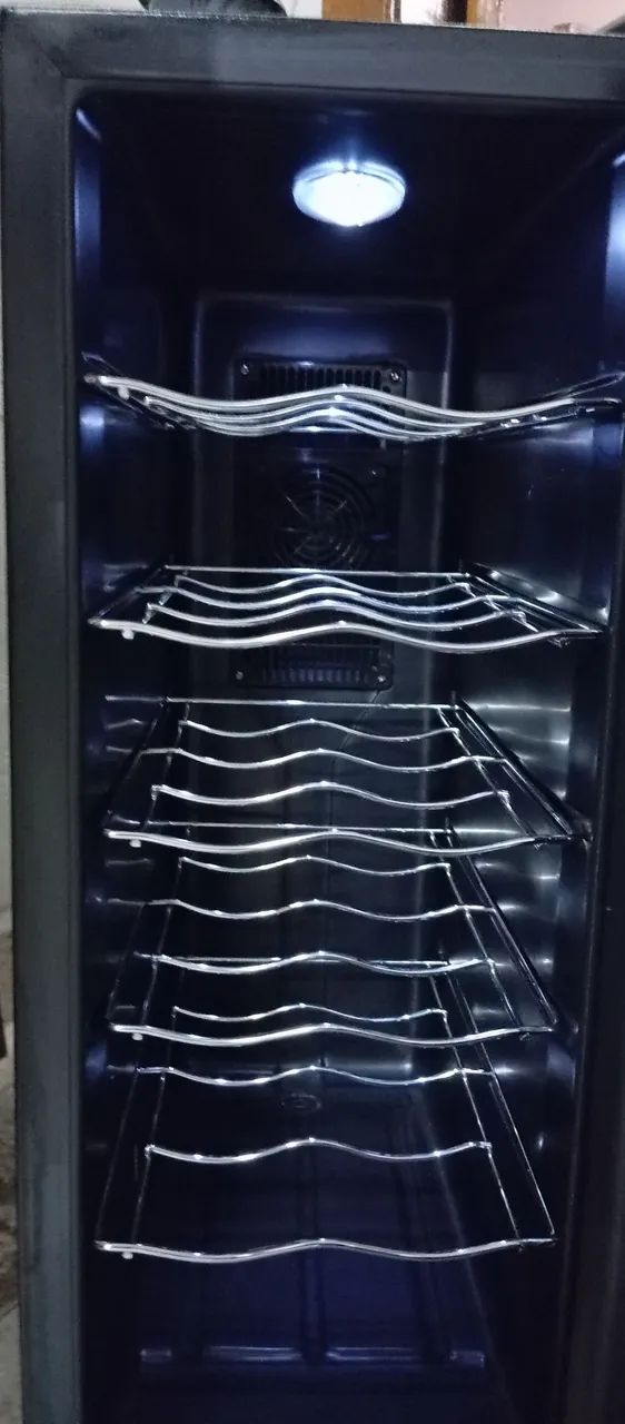 Adega climatizadora Brastemp  - Foto 2