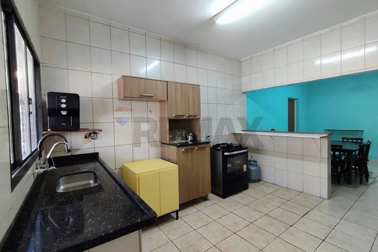Casa com 4 quartos e 183 m² de construção com Ponto comercial a venda no Bairro JD. Bicent - Foto 2
