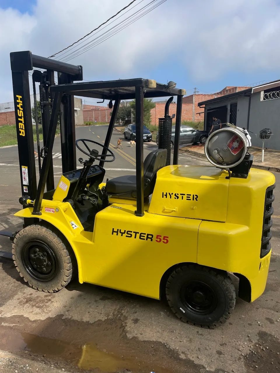 Empilhadeira Hyster 55 Capacidade 2.5kg - Foto 3