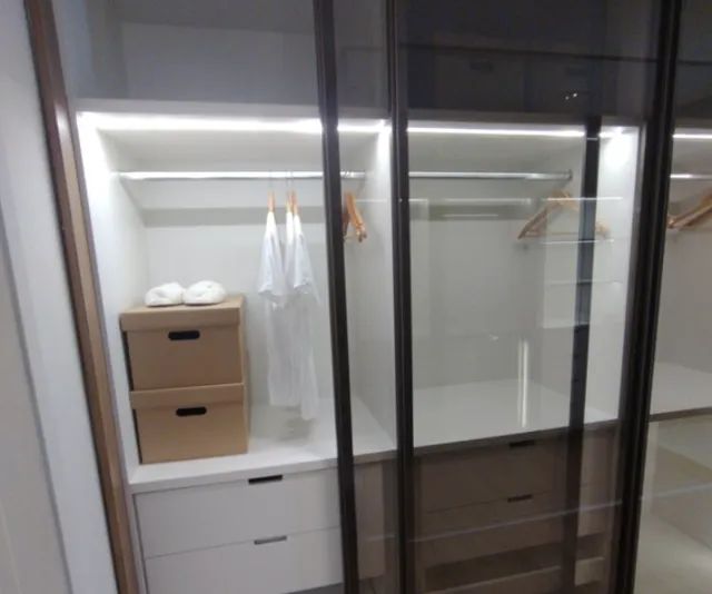 Guarda Roupa MDF com portas de vidro