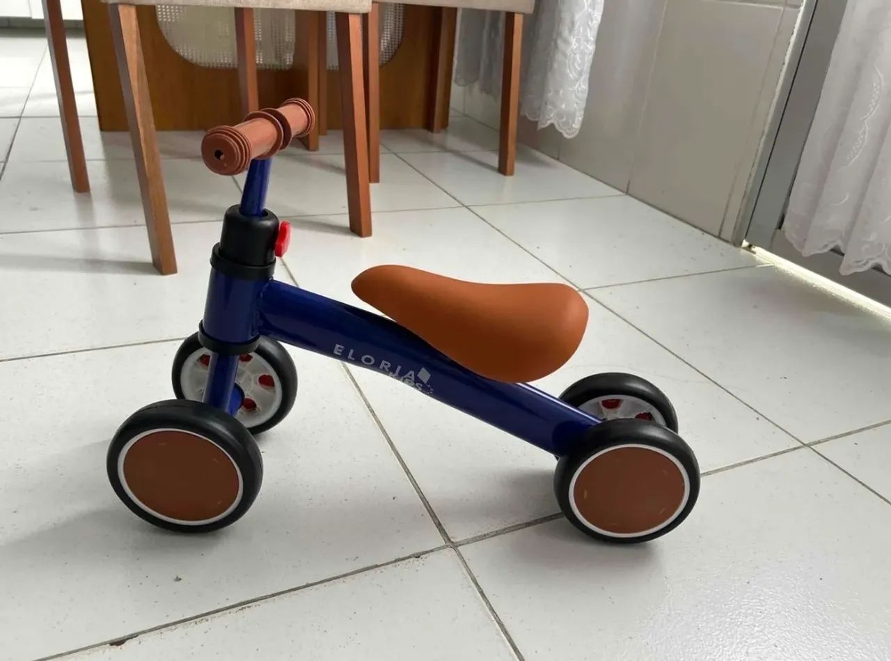 Bicicleta de equilíbrio nova - Foto 3
