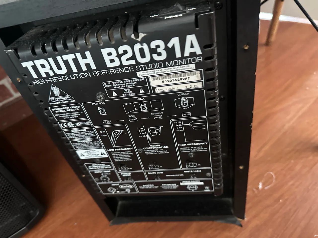 Monitor de Áudio behringuer 2031a - Foto 3
