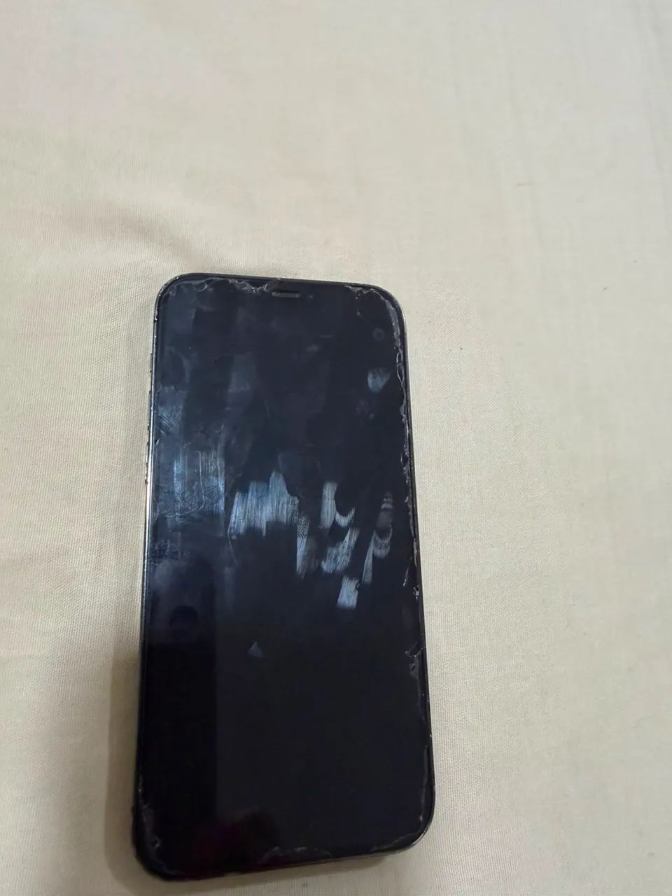 VENDO IPHONE 12 PRO USADO - Foto 3