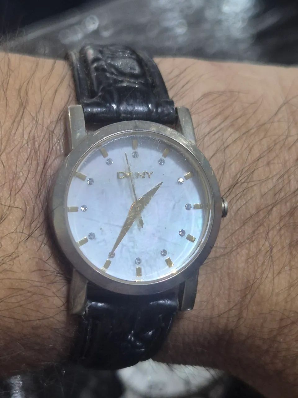 Relógio DONNA KARAN NEW YORK  "DKNY"  À QUARTZ  -  FUNCIONANDO PERFEITAMENTE - Foto 2