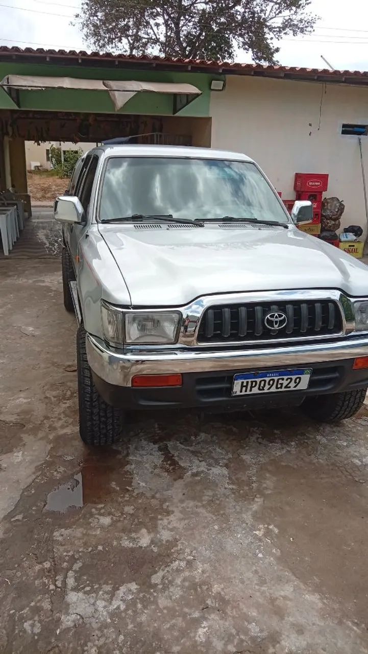 Toyota Hilux CD SR 4X4 3.0 8V 90cv Diesel 2004