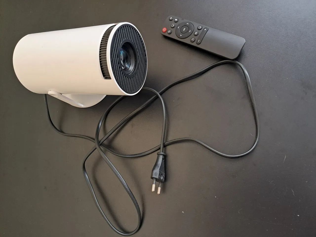 Projetor 4k para Filmes e Videos - Foto 2