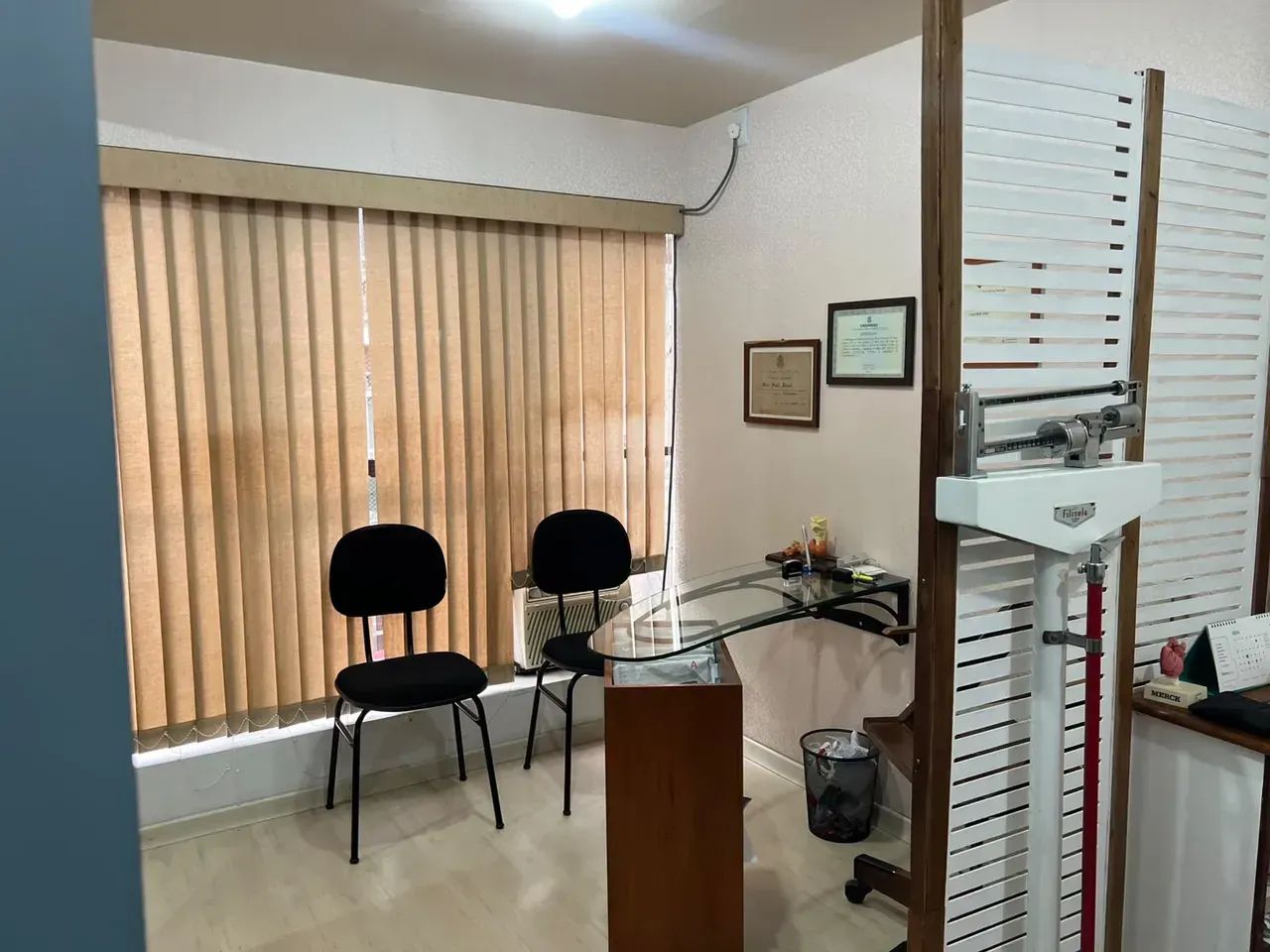 Sala comercial com 17m² no Centro - Nova Friburgo - RJ. - Foto 2