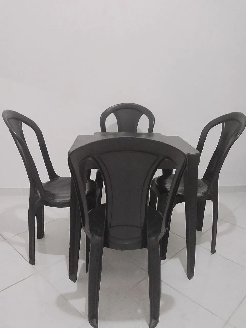 Jogo de mesa e cadeira  - Foto 2