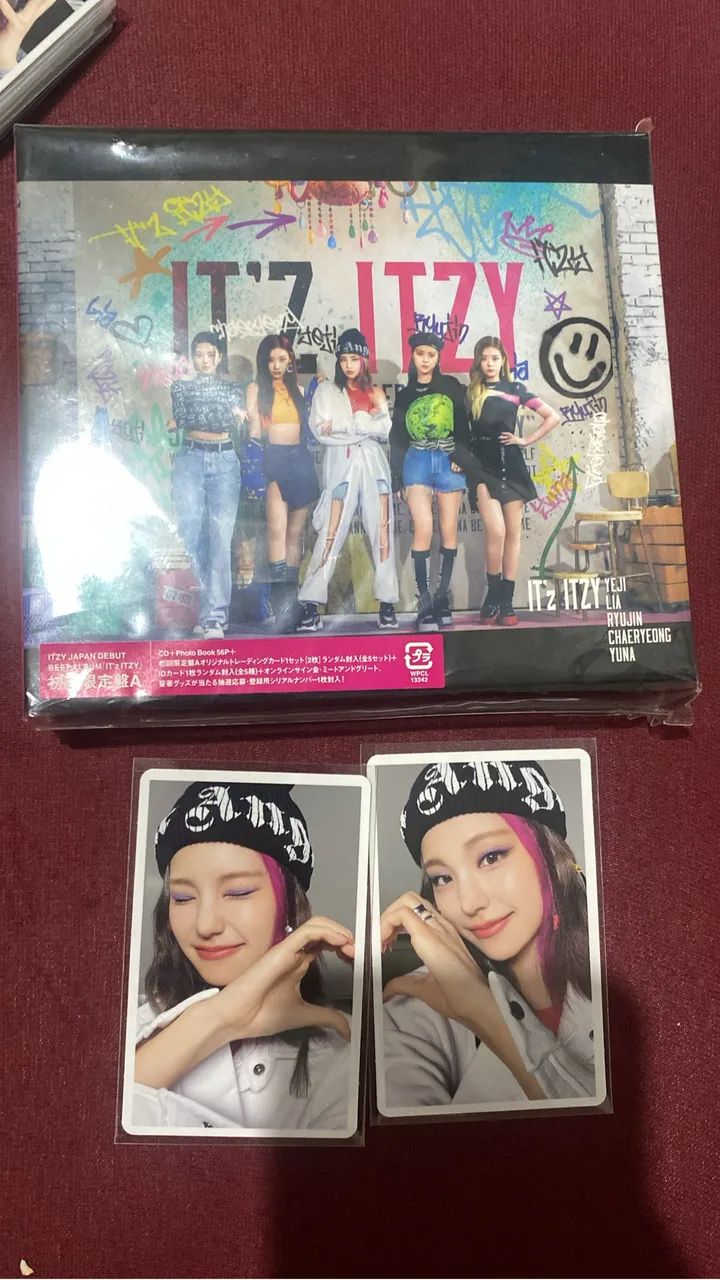 Kpop Album ITZY Japonês