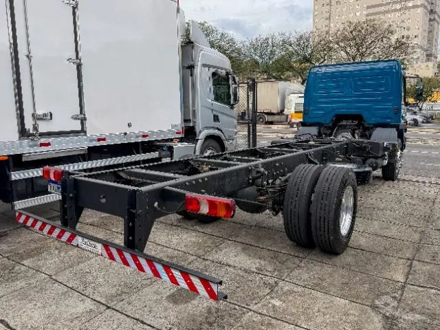 Mb Atego 1719 Ano 2022 Toco Chassi 4x2 - Foto 4