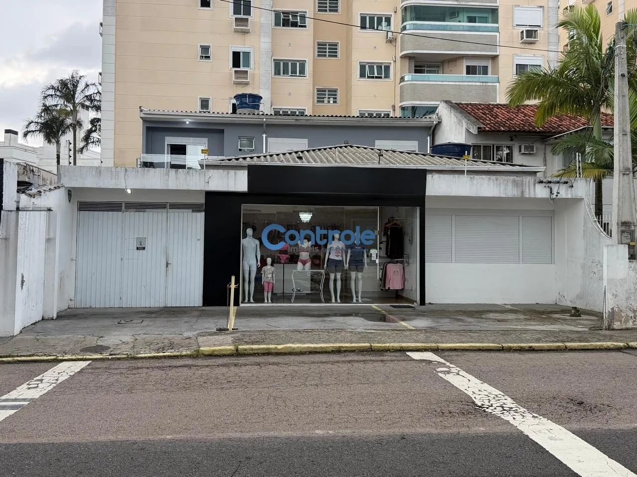 Casa Comercial a venda no Abraão - Florianópolis