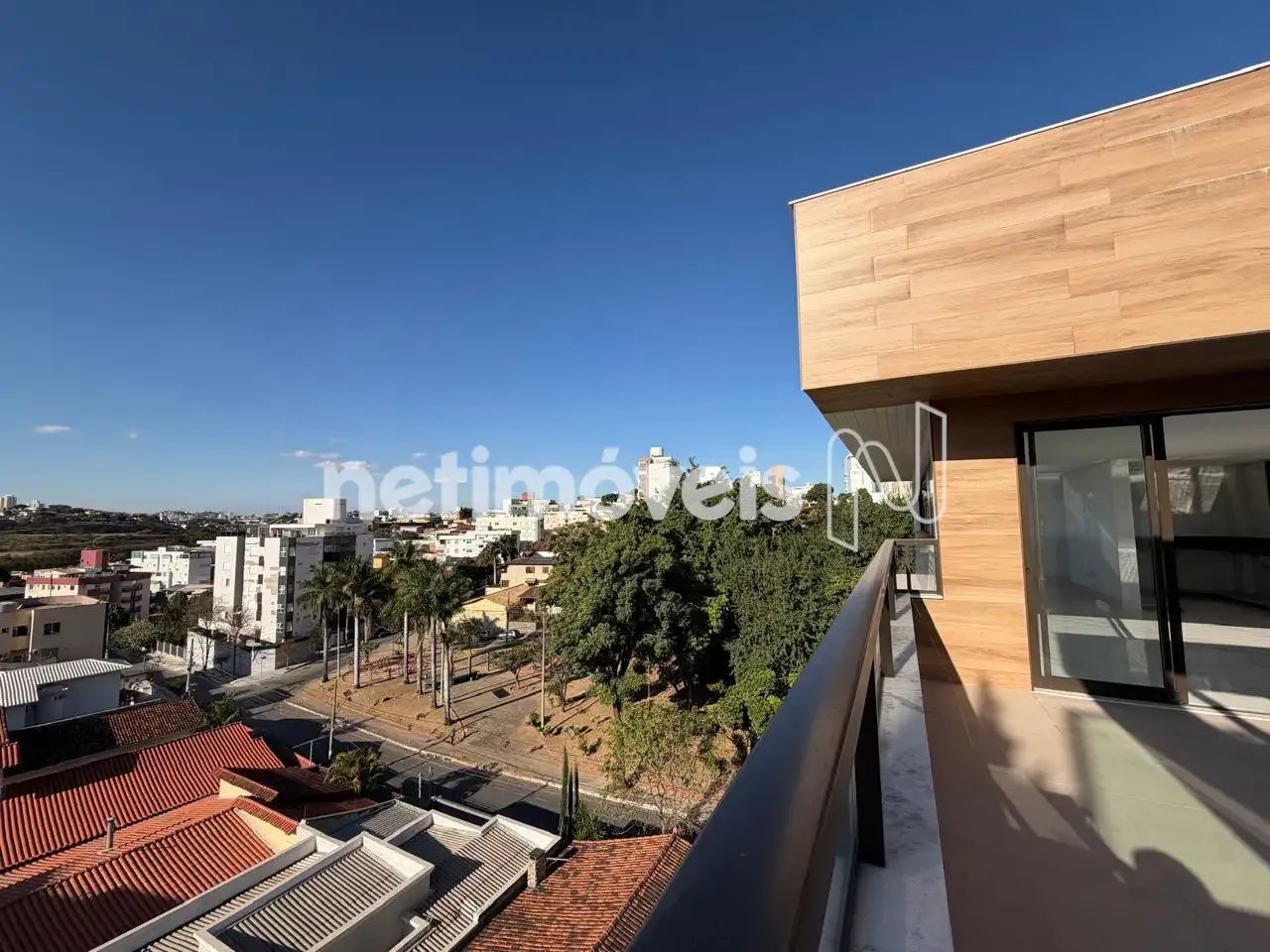 Cobertura de 4 quartos e 5 vags no Jaraguá! - Foto 5